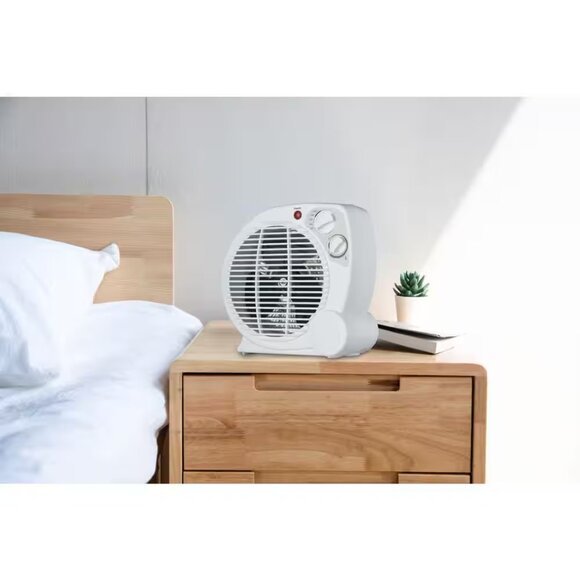 Fan forced heater, overheat protection for added safety. Size Is Small Compact - Picture 2 of 8